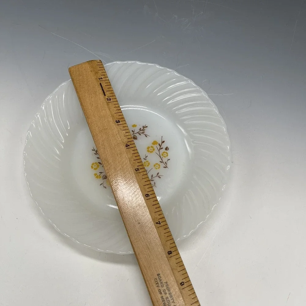(1) Termocrisa‎ Milk Glass Floral SOUP BOWL Mexico Mid Century Retro Swirl Edge